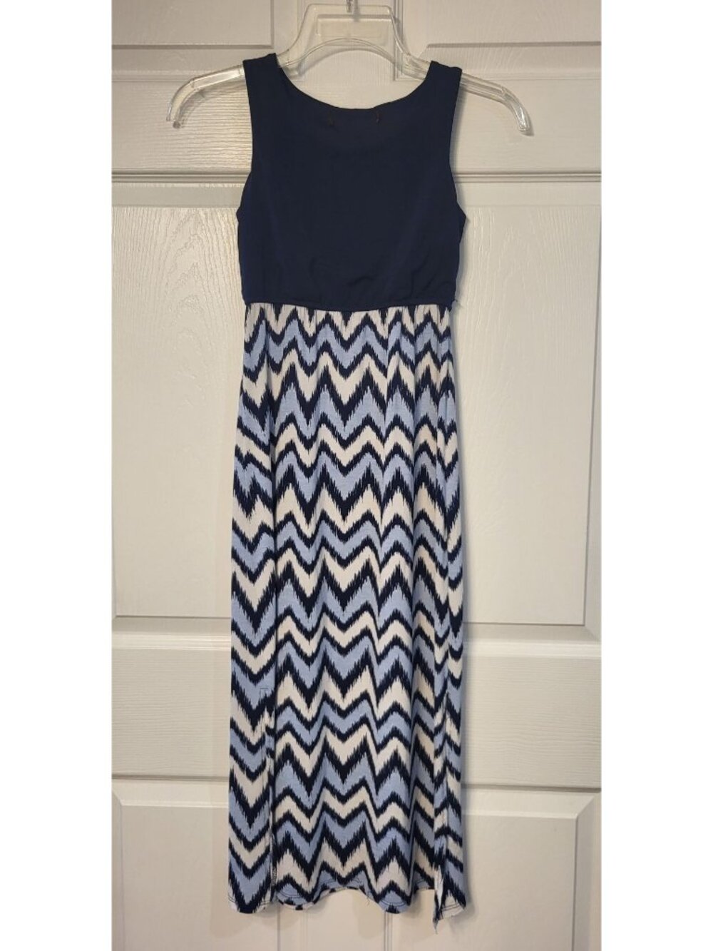 Geometric Print Sleeveless Maxi Dress Size 8 Slit Elastic Waist Summer wedding